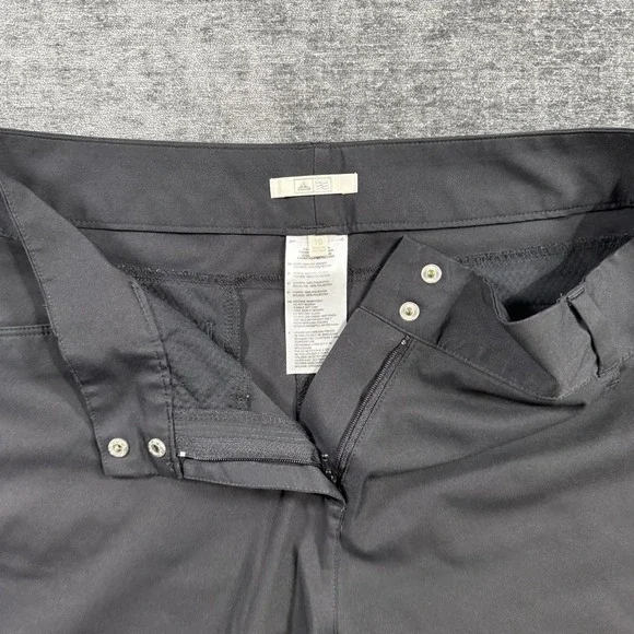 Adidas Golf Shorts Women's Size 10 Black Mid Rise Activewear Double Snap Button - Picture 3 of 12